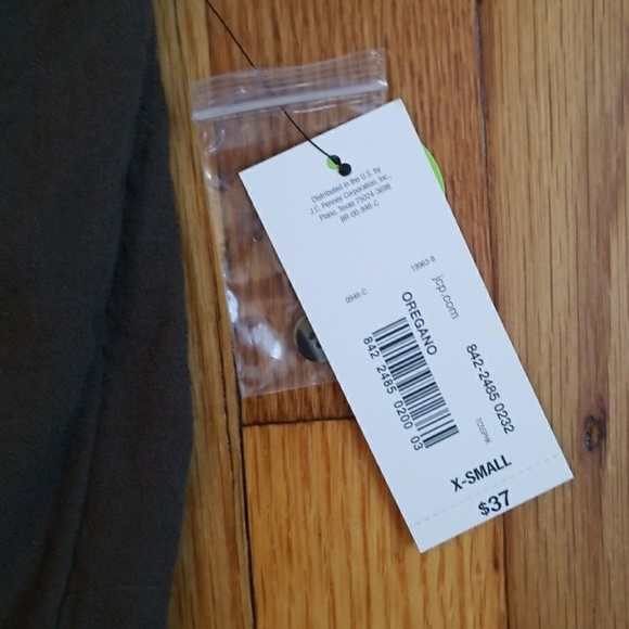 NWT Green XS Top - Picture 3 of 5